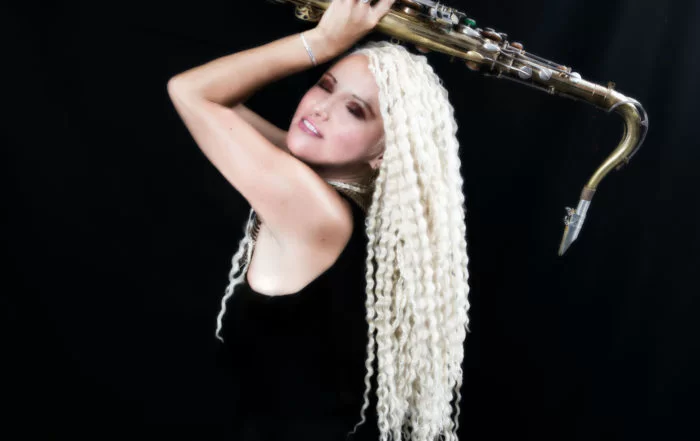 denora-saxophonist